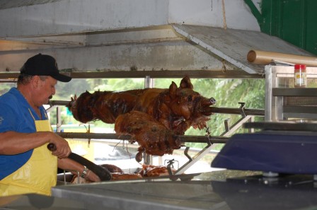 Puerto Rico - Cochon de lait - Guavate 1